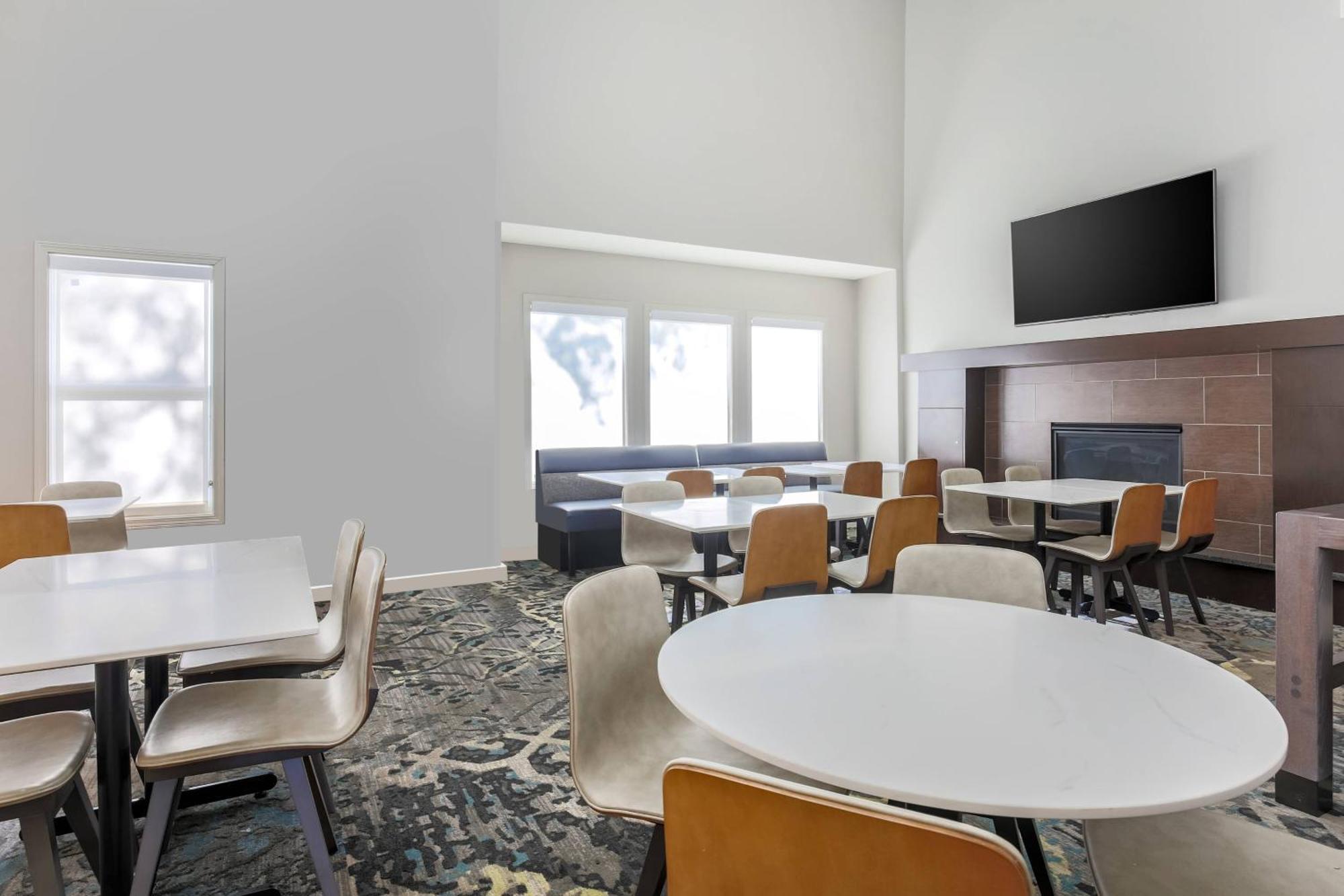 Residence Inn By Marriott Atlanta Cumberland/Galleria Смирна Экстерьер фото