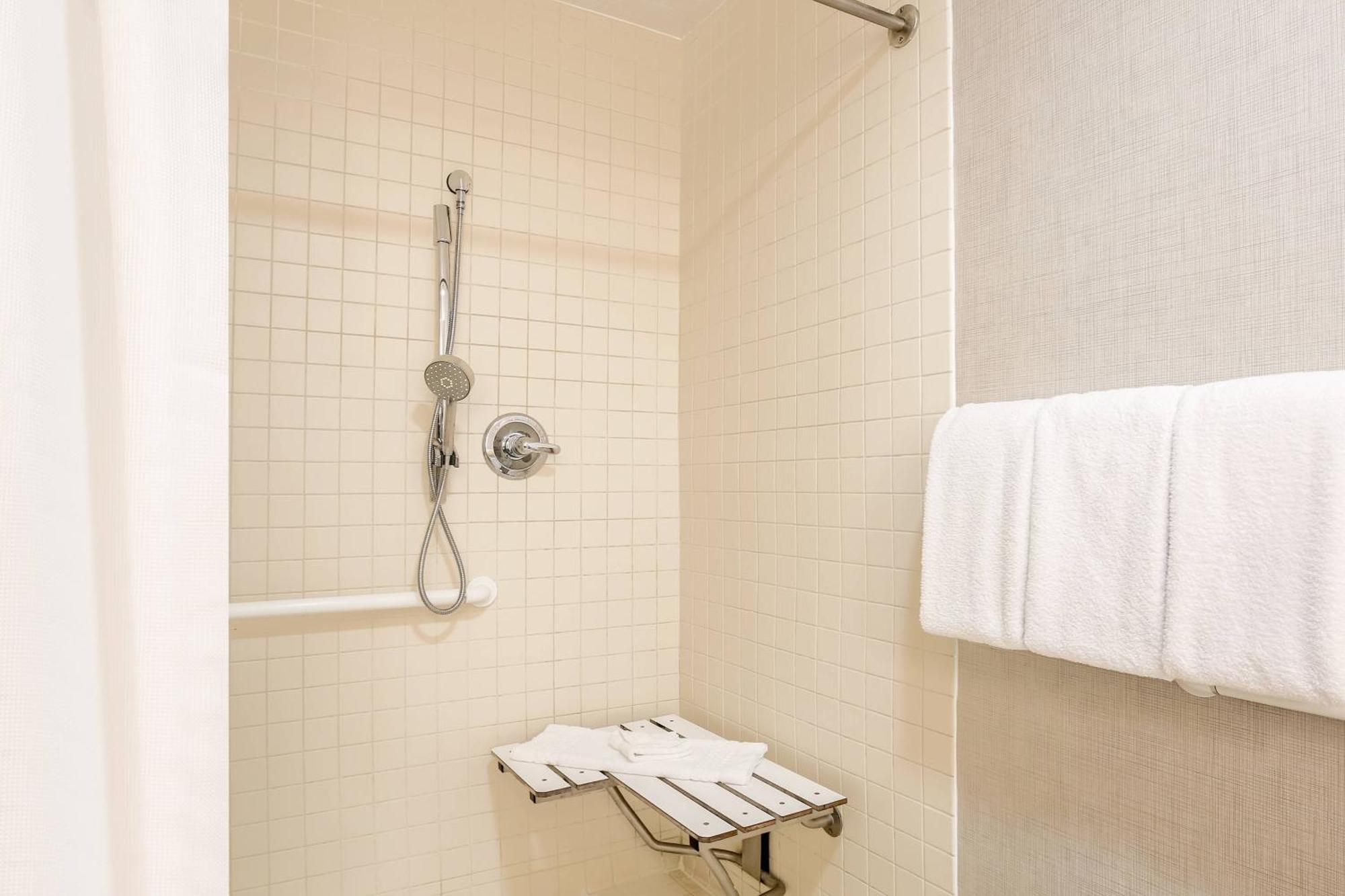 Residence Inn By Marriott Atlanta Cumberland/Galleria Смирна Экстерьер фото