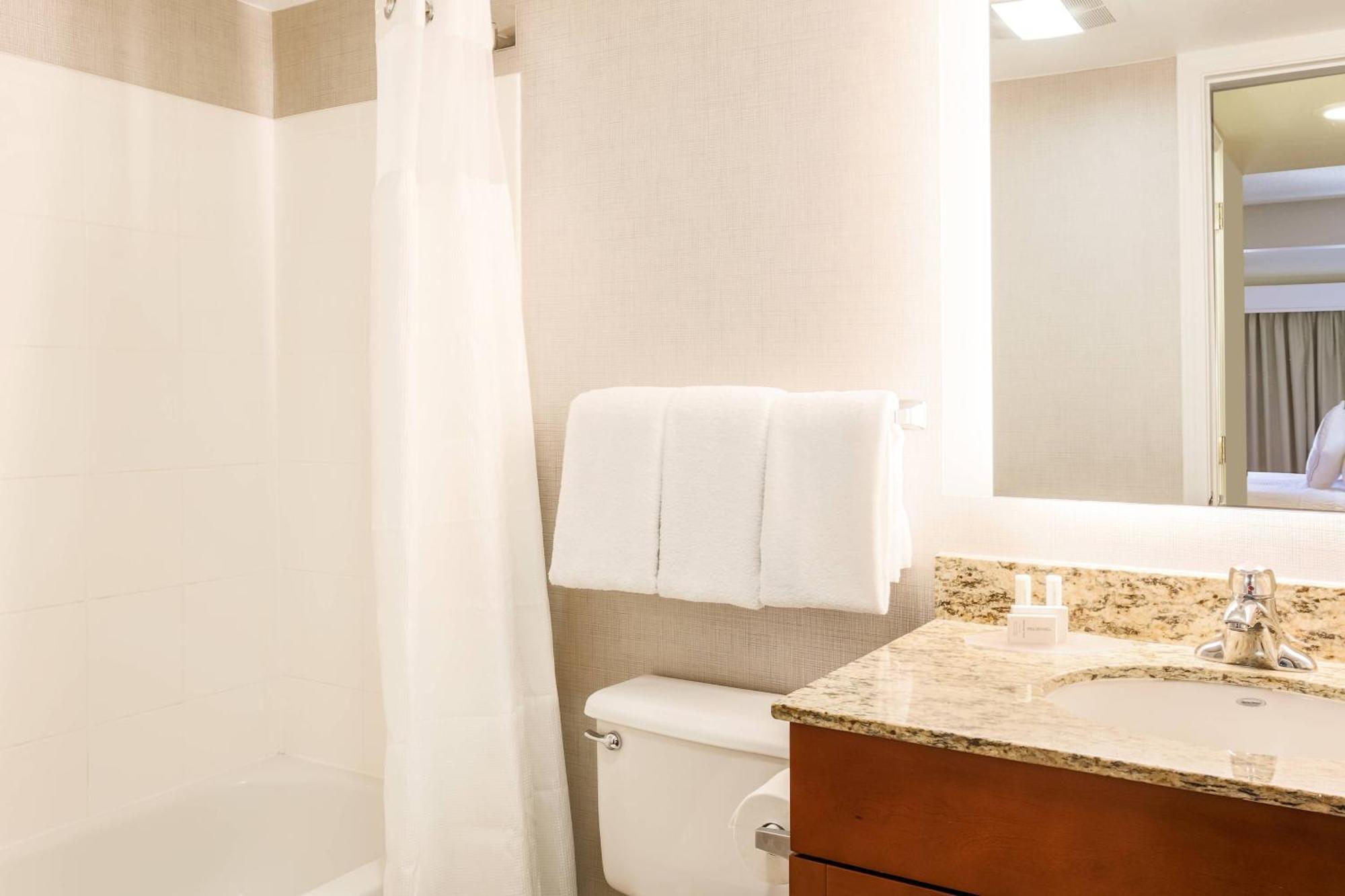 Residence Inn By Marriott Atlanta Cumberland/Galleria Смирна Экстерьер фото