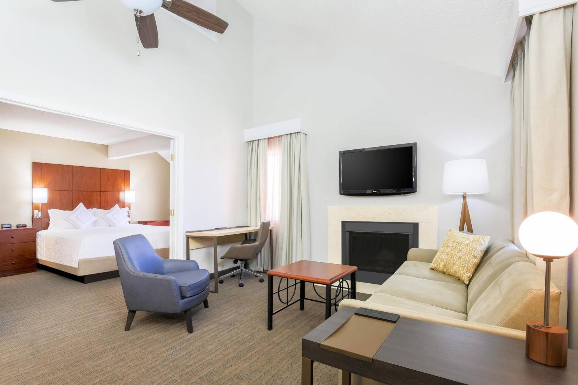 Residence Inn By Marriott Atlanta Cumberland/Galleria Смирна Экстерьер фото