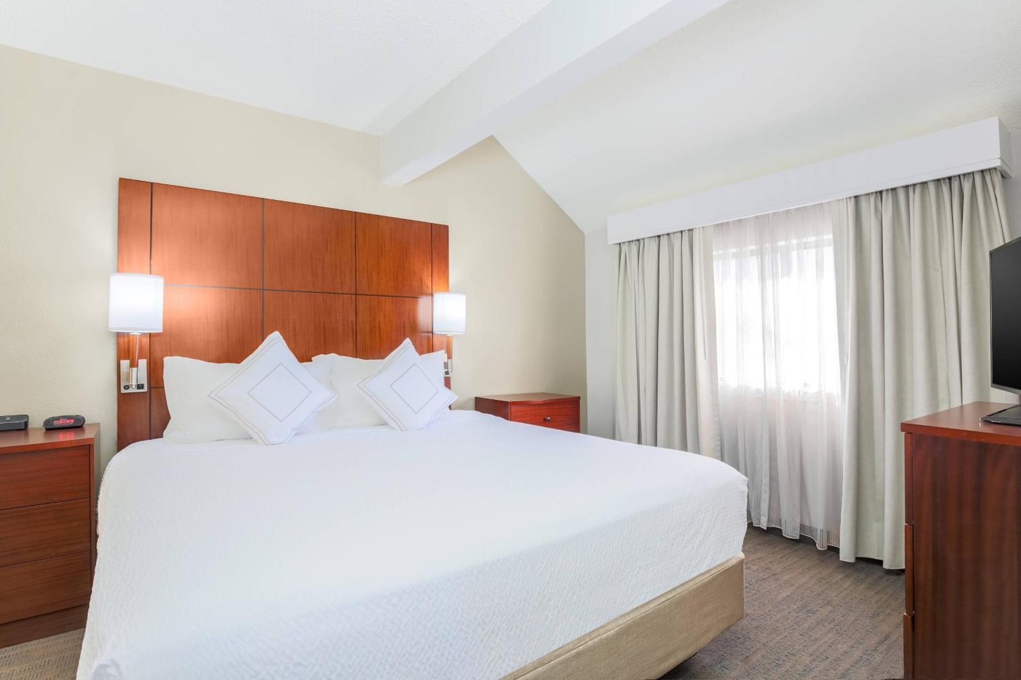 Residence Inn By Marriott Atlanta Cumberland/Galleria Смирна Экстерьер фото